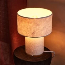 Lampe à Poser HÉLIAS -Décoration D'intérieur 1565980 lampe a poser helias coloris blanc 28 x 23cm