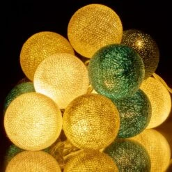 Guirlande Lumineuse Boule ÉMERAUDE -Décoration D'intérieur 301554 guirlande lumineuse boule emeraude coloris vert emeraude
